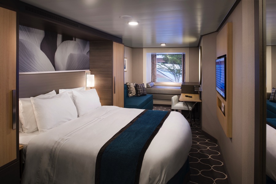 RCI, Symphony of the Seas, Central Park View Interior.jpg